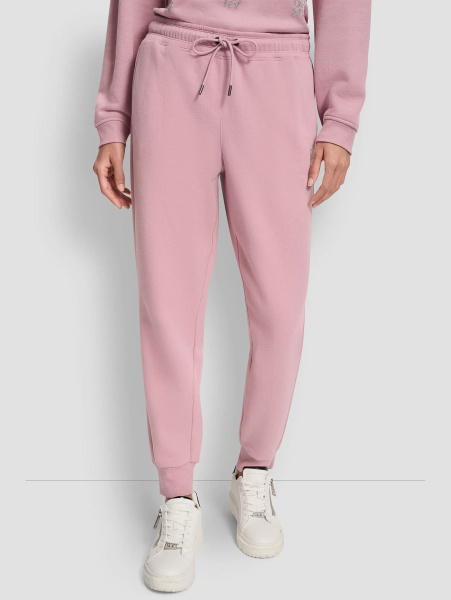 Спортивные брюки