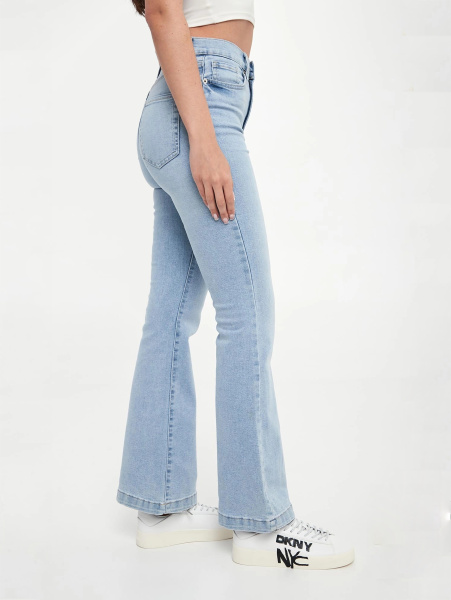Джинсы DKNY