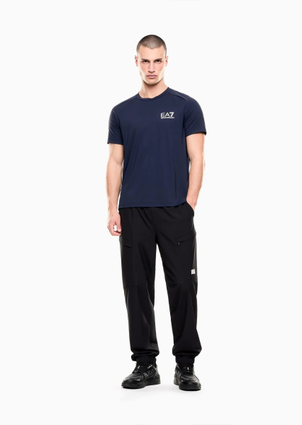 Футболка EA7