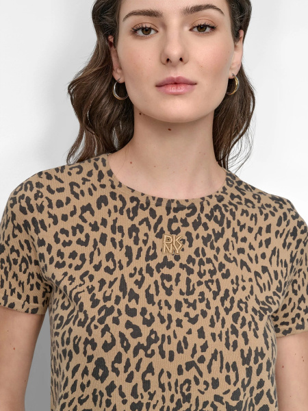 Футболка DKNY