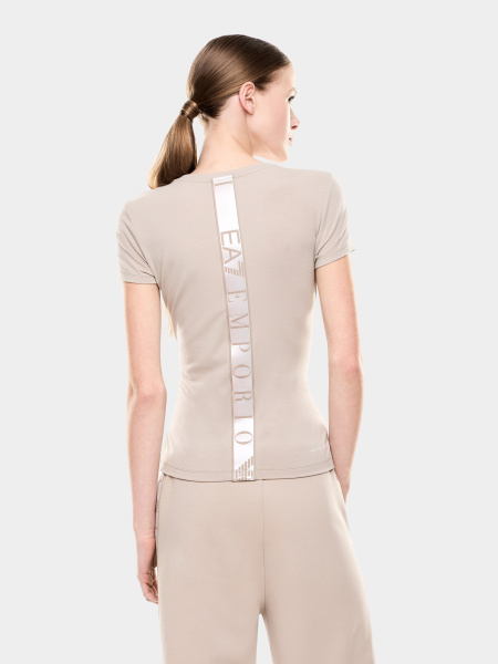 Футболка EA7