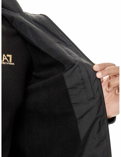 Ветровка EA7 Ветровка EA7