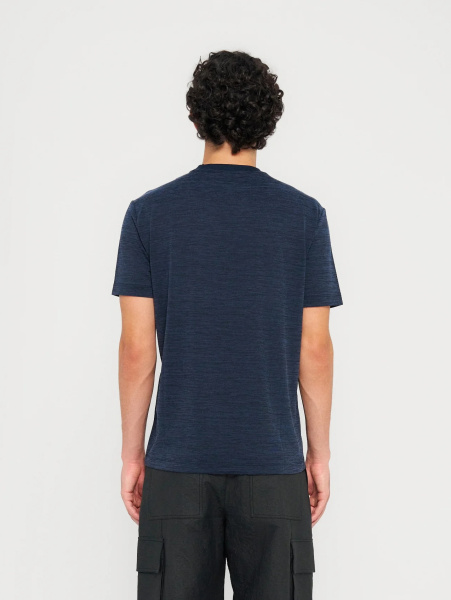 Футболка EA7