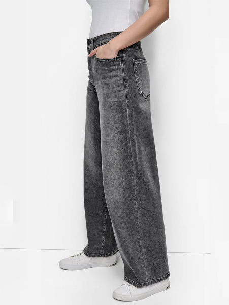 Джинсы DKNY Джинсы DKNY