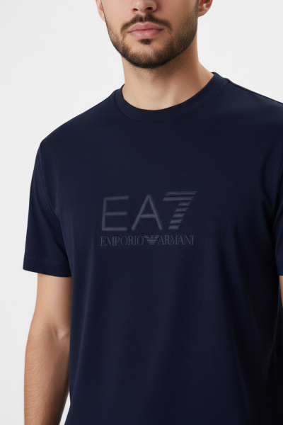 Футболка EA7