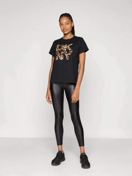 Футболка DKNY