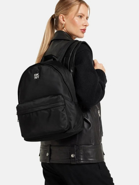Рюкзак DKNY