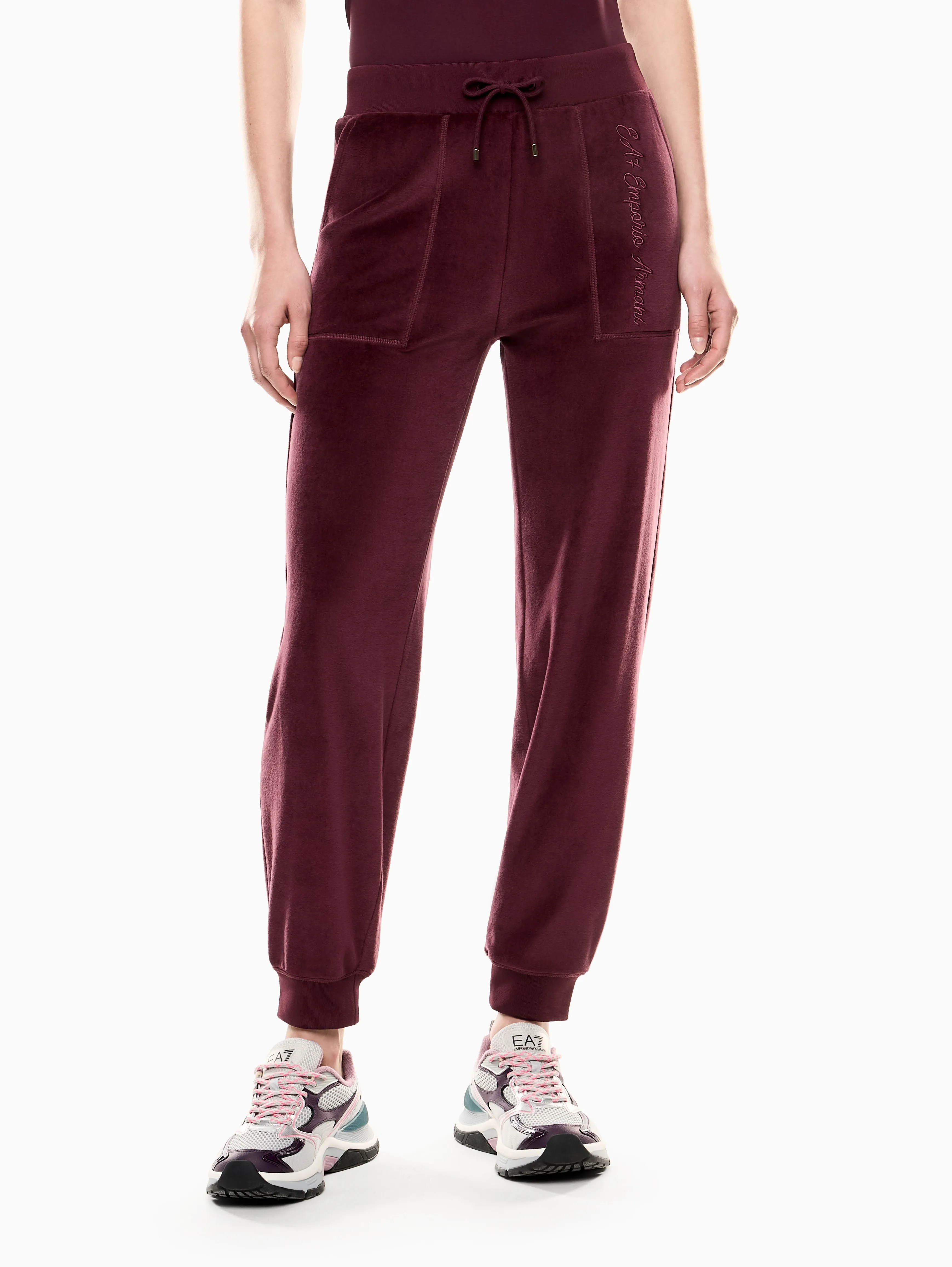 Спортивные брюки