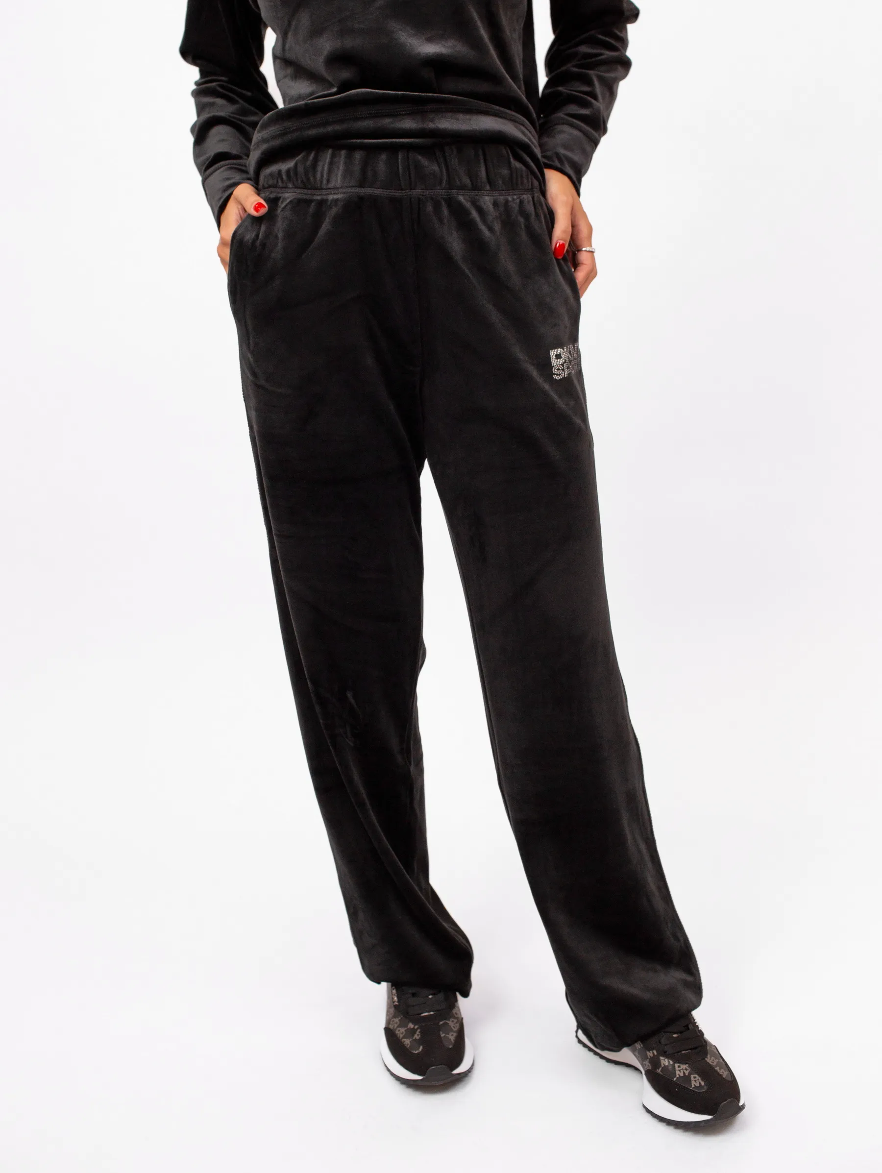 Спортивные брюки