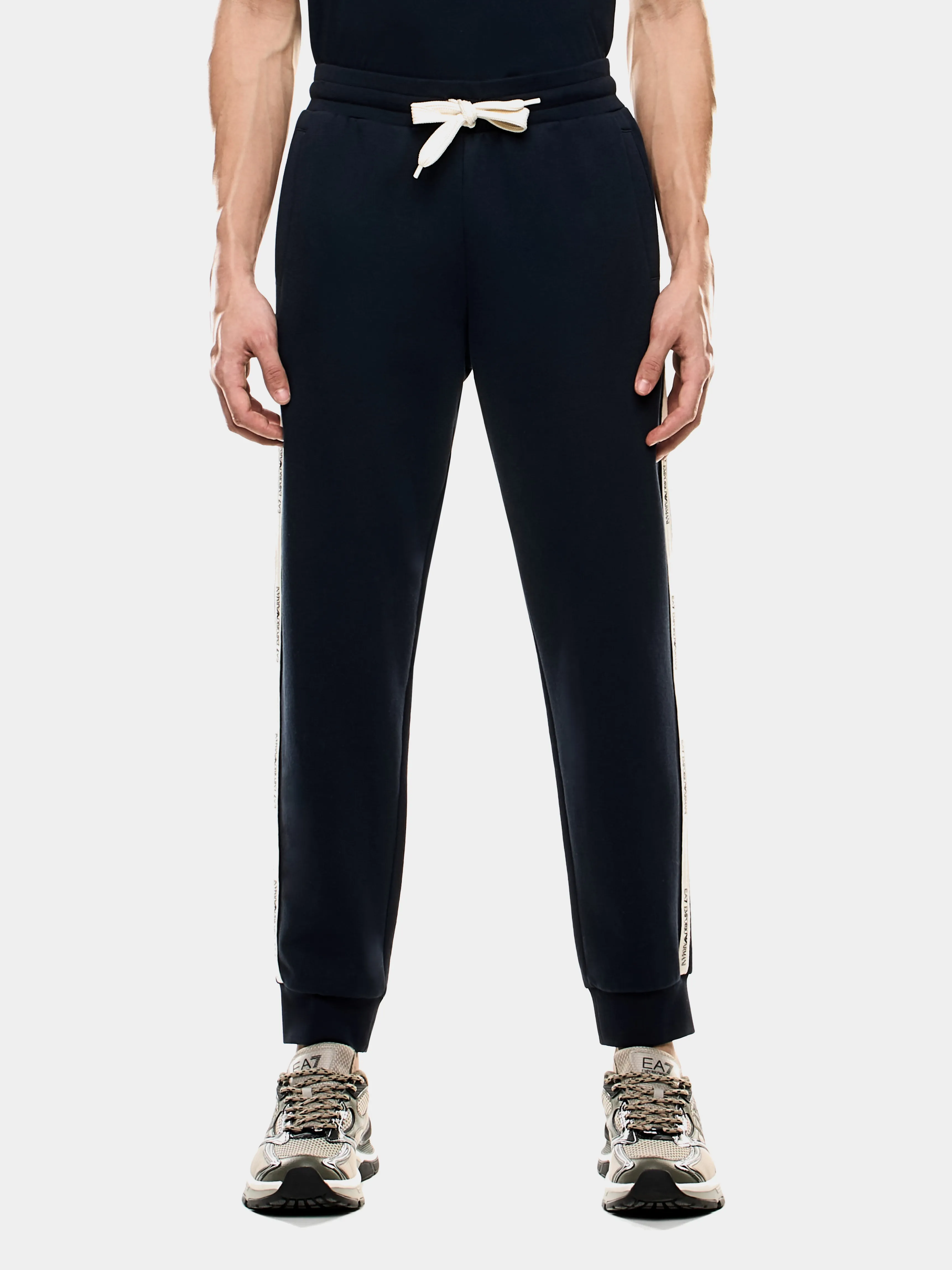 Спортивные брюки