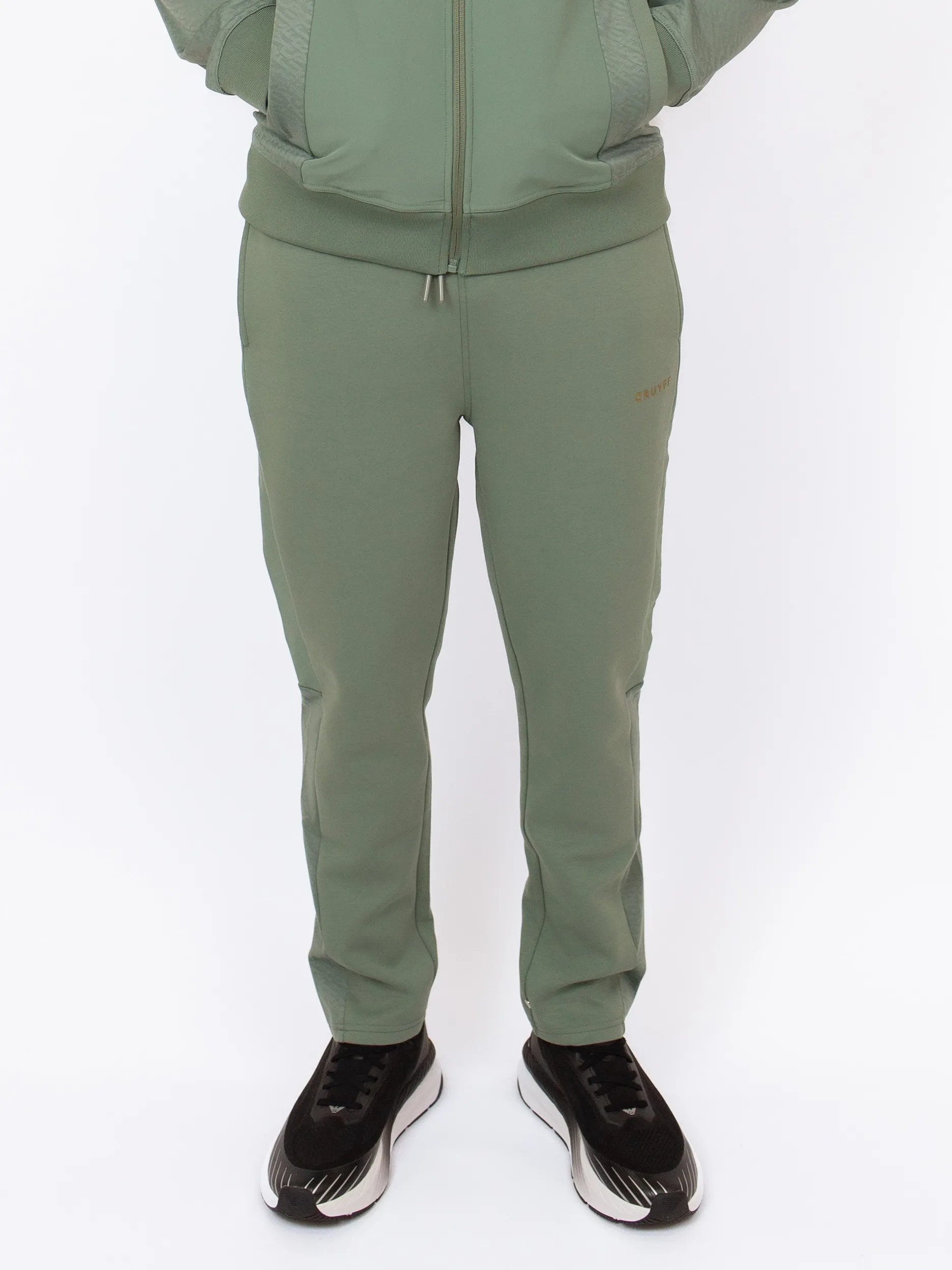 Спортивные брюки