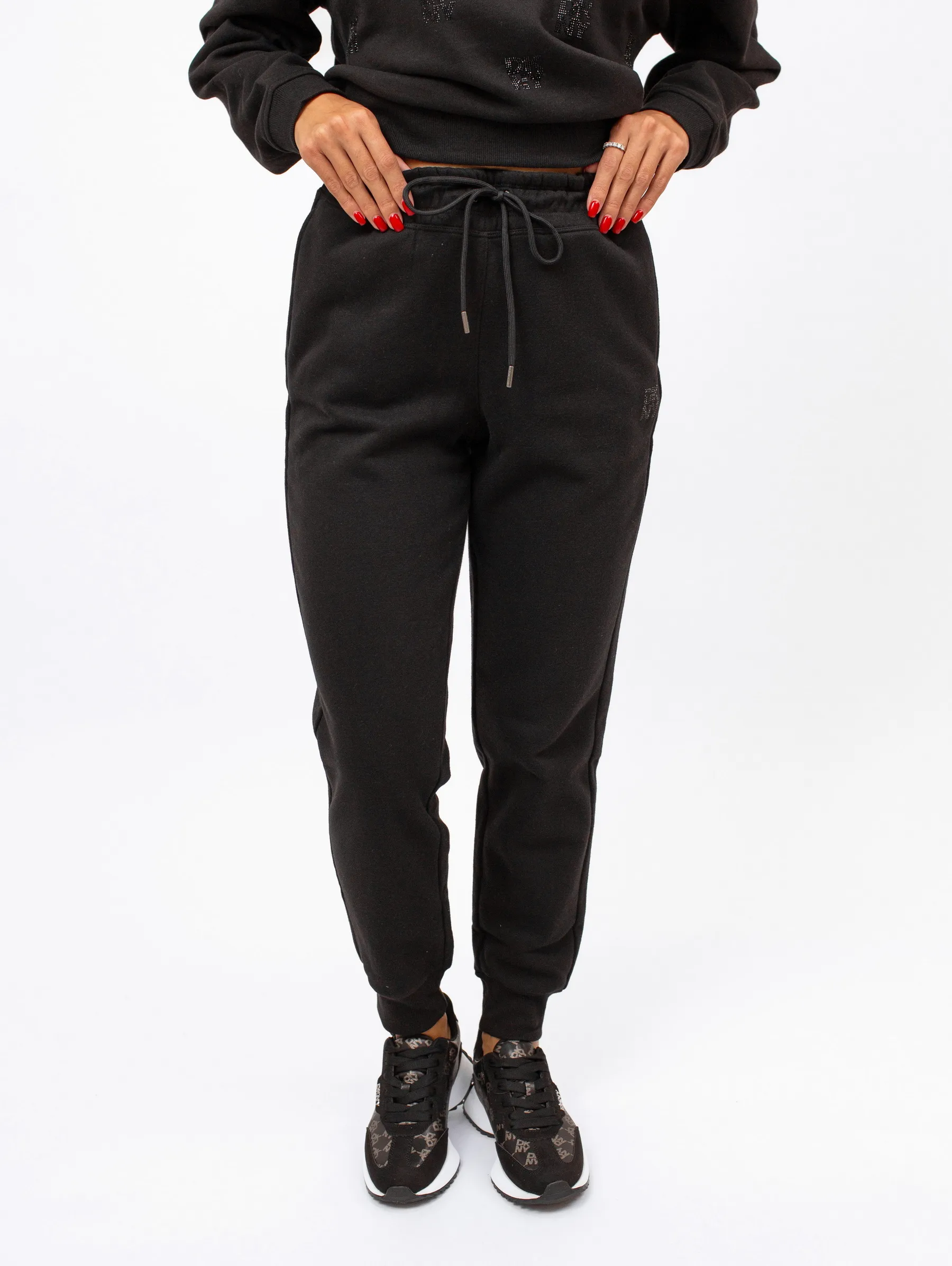 Спортивные брюки