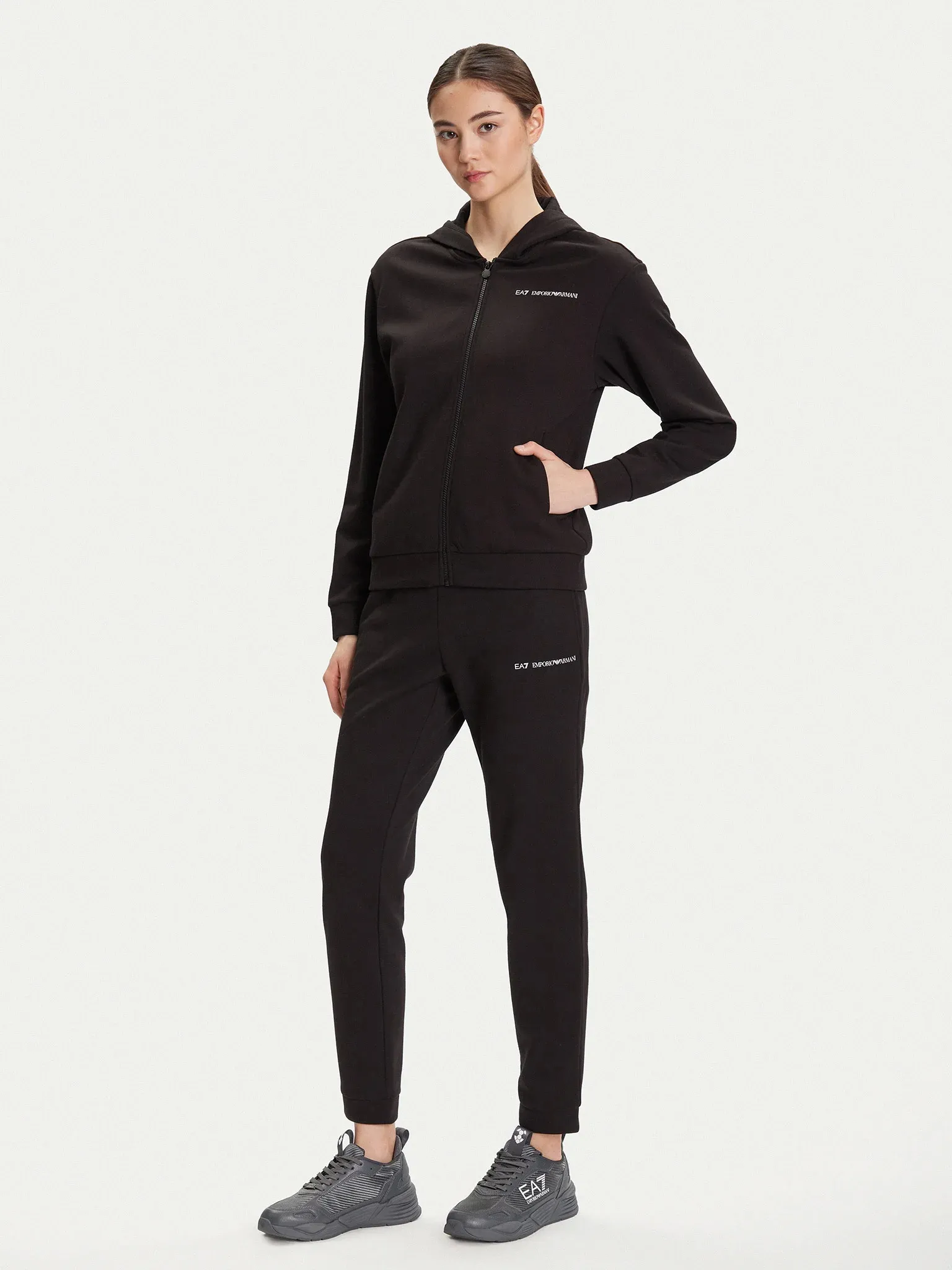 Спортивный костюм ZIP Спортивный костюм ZIP